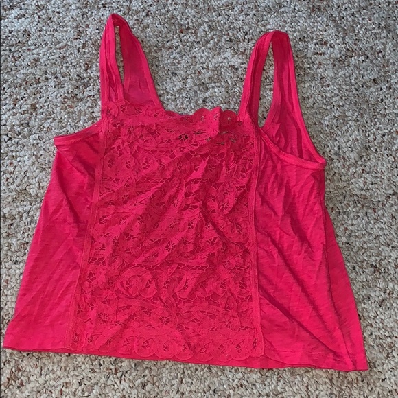 NWOT. Crop top - Picture 2 of 2